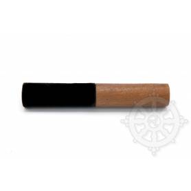 Attaquant en bois et cuir