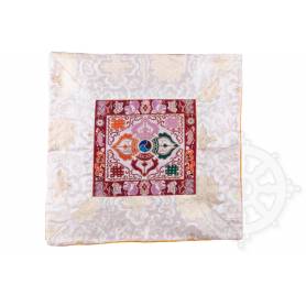 Kussenhoes staand wit zijdebrokaat - dubbele dorjé (42,5 x 42,5 cm) 