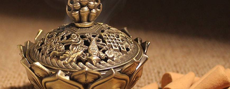 Wierookbrander, wierookvat, as, 2019