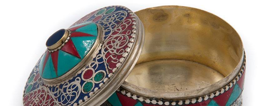 Bijoux Reliquaires homme-femme Himalaya nature or argent pierres, 2019